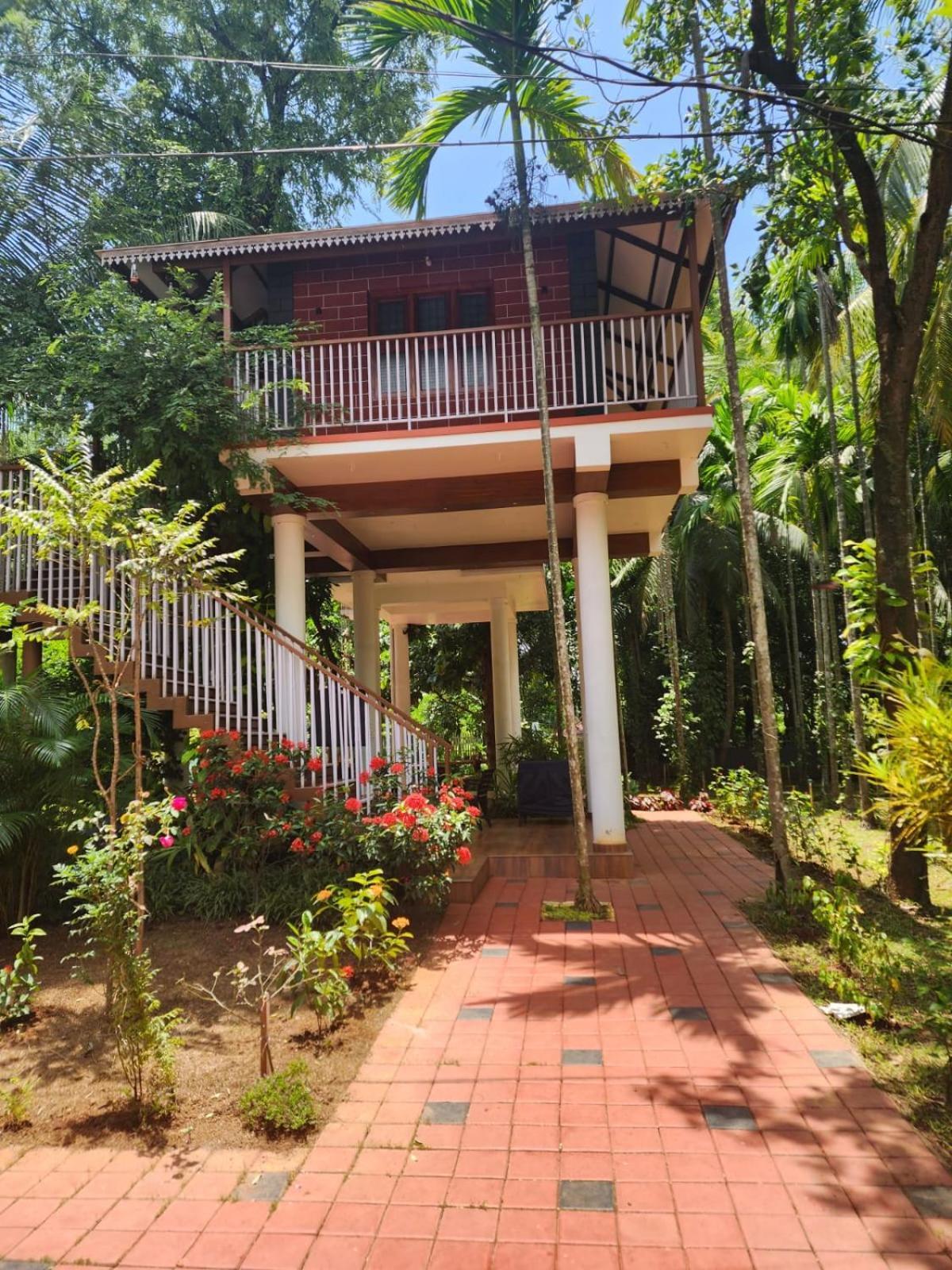 Serenity Villa And Treehouse 팔라카드 외부 사진